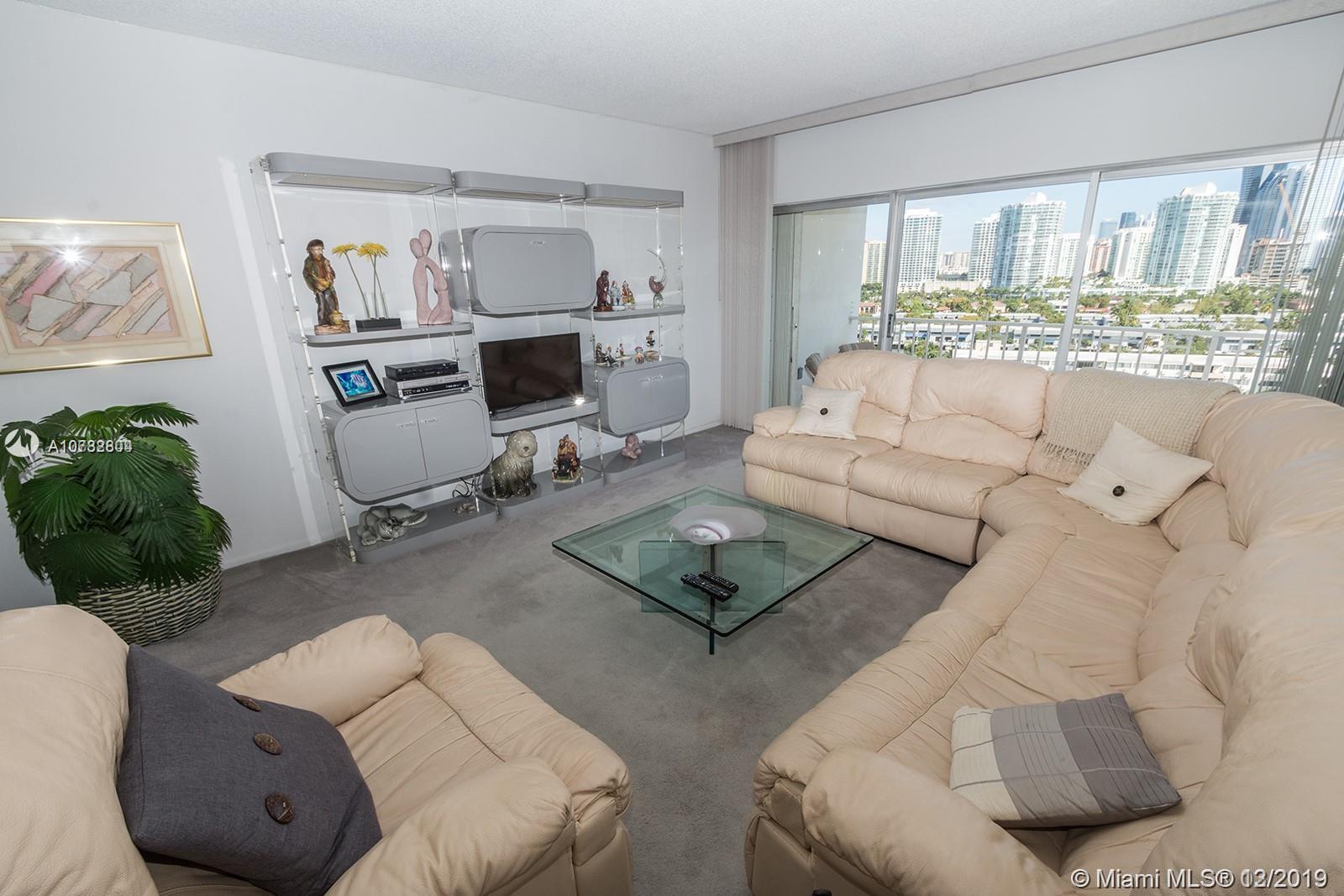 Sunny Isles Beach, FL 33160,300 Bayview Dr #1415