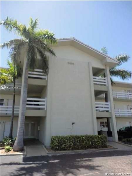 2100 Diana Dr #306, Hallandale Beach, FL 33009