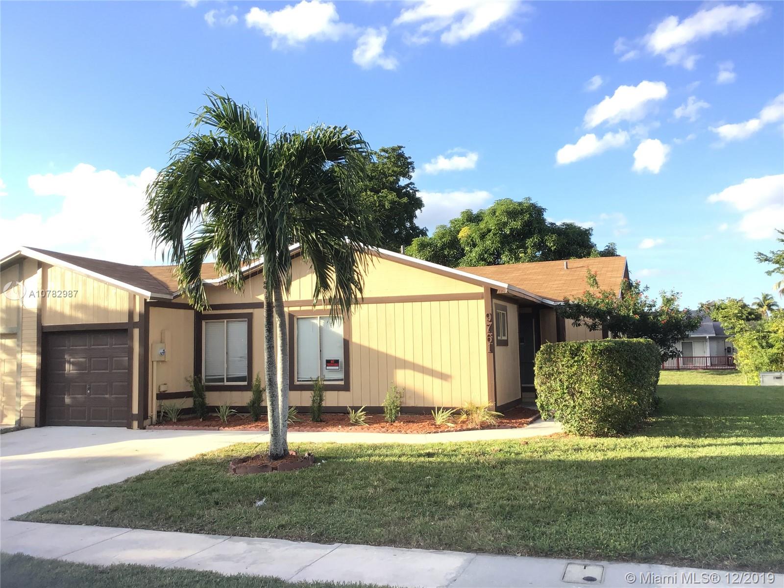 9761 W Elm Ln, Miramar, FL 33025