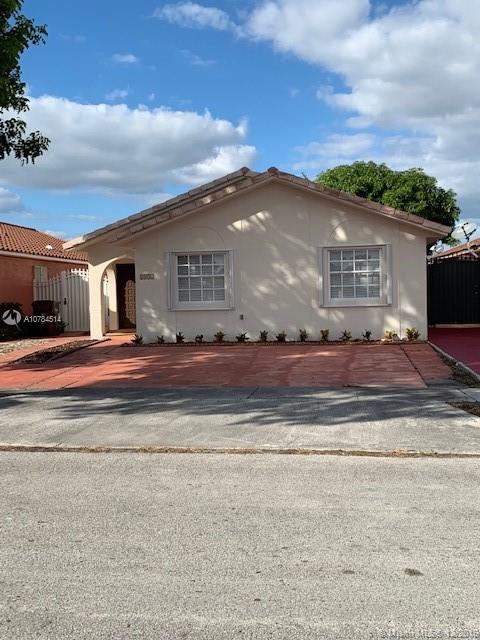 2877 W 73rd Ter, Hialeah, FL 33018