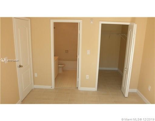 Homestead, FL 33035,1658 SE 28th Ct #203