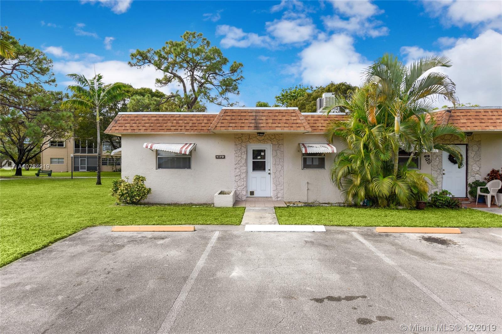 419 SW Natura Ave #D, Deerfield Beach, FL 33441