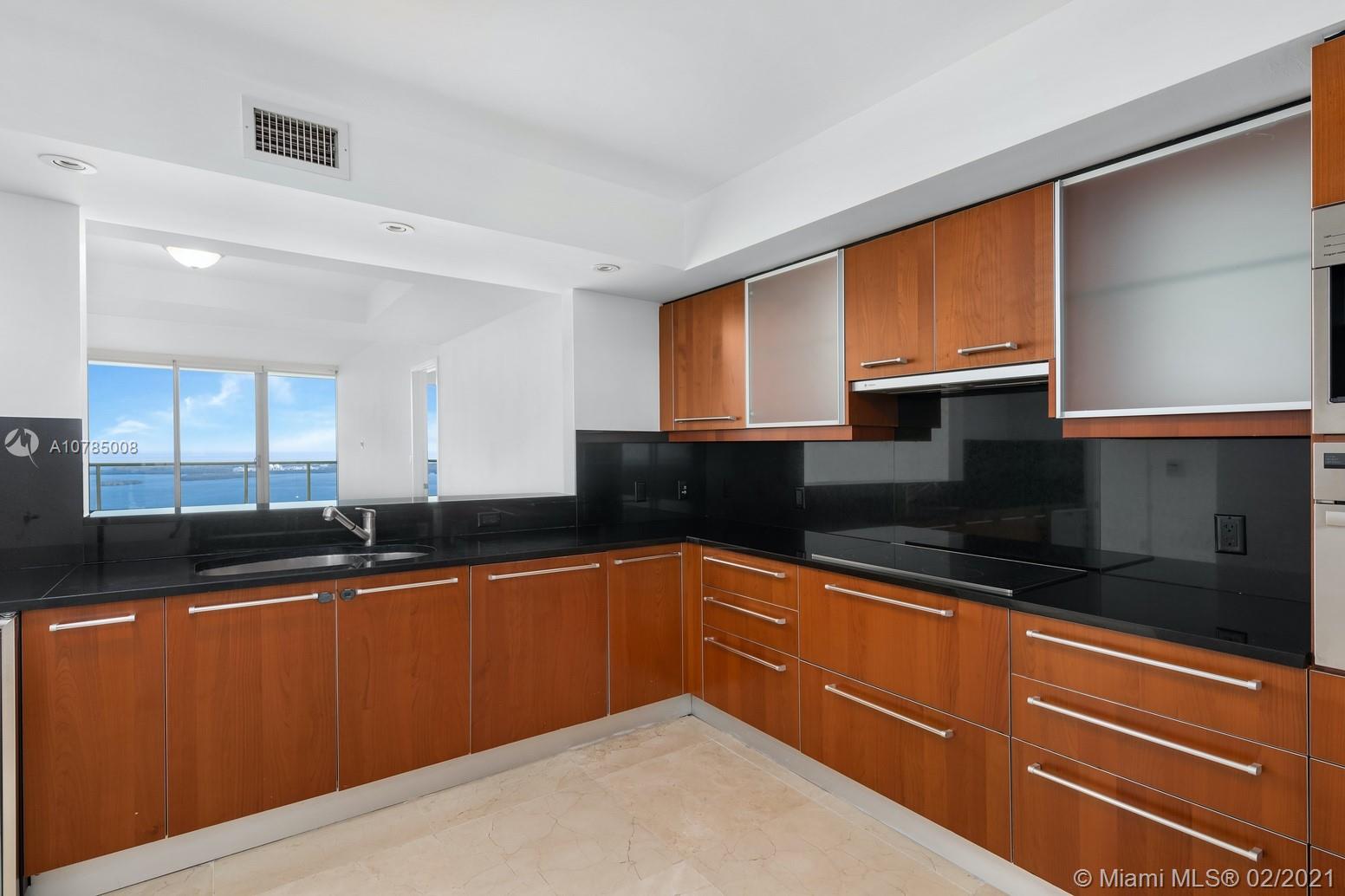 Miami, FL 33131,1331 Brickell Bay Dr #4305