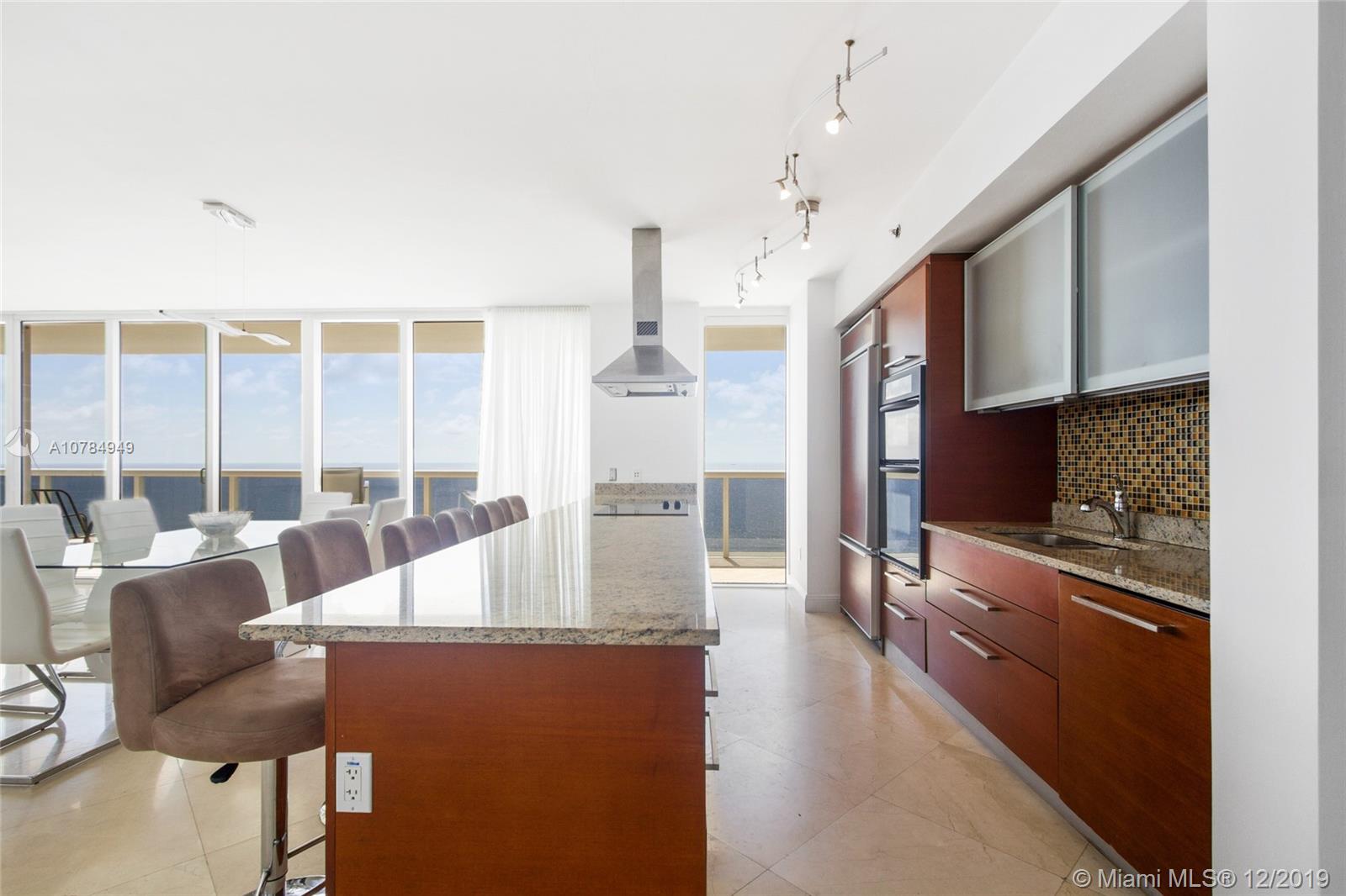 Hallandale Beach, FL 33009,1830 S Ocean Dr #4101