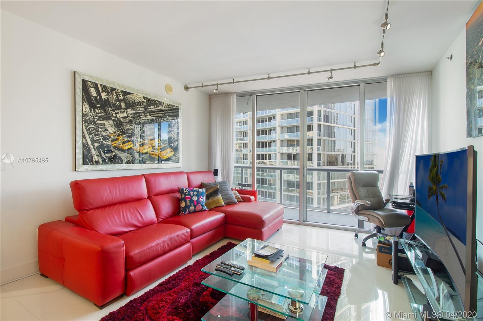 Miami, FL 33131,475 Brickell Ave #2613