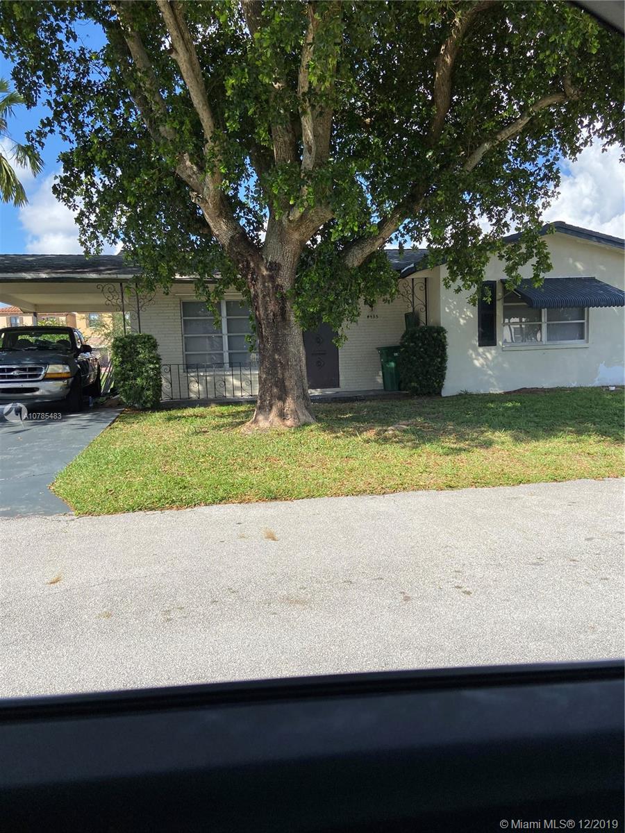 Tamarac, FL 33319,4935 NW 55th Ct