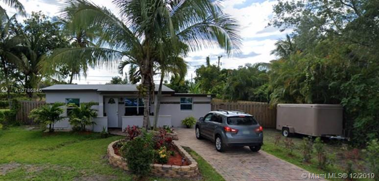 827 S 63rd Ave, Hollywood, FL 33023