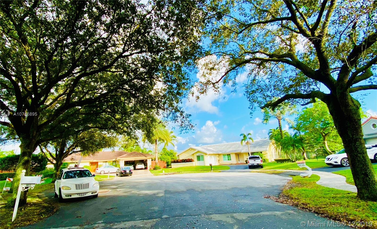 Plantation, FL 33322,9810 NW 10th Ct