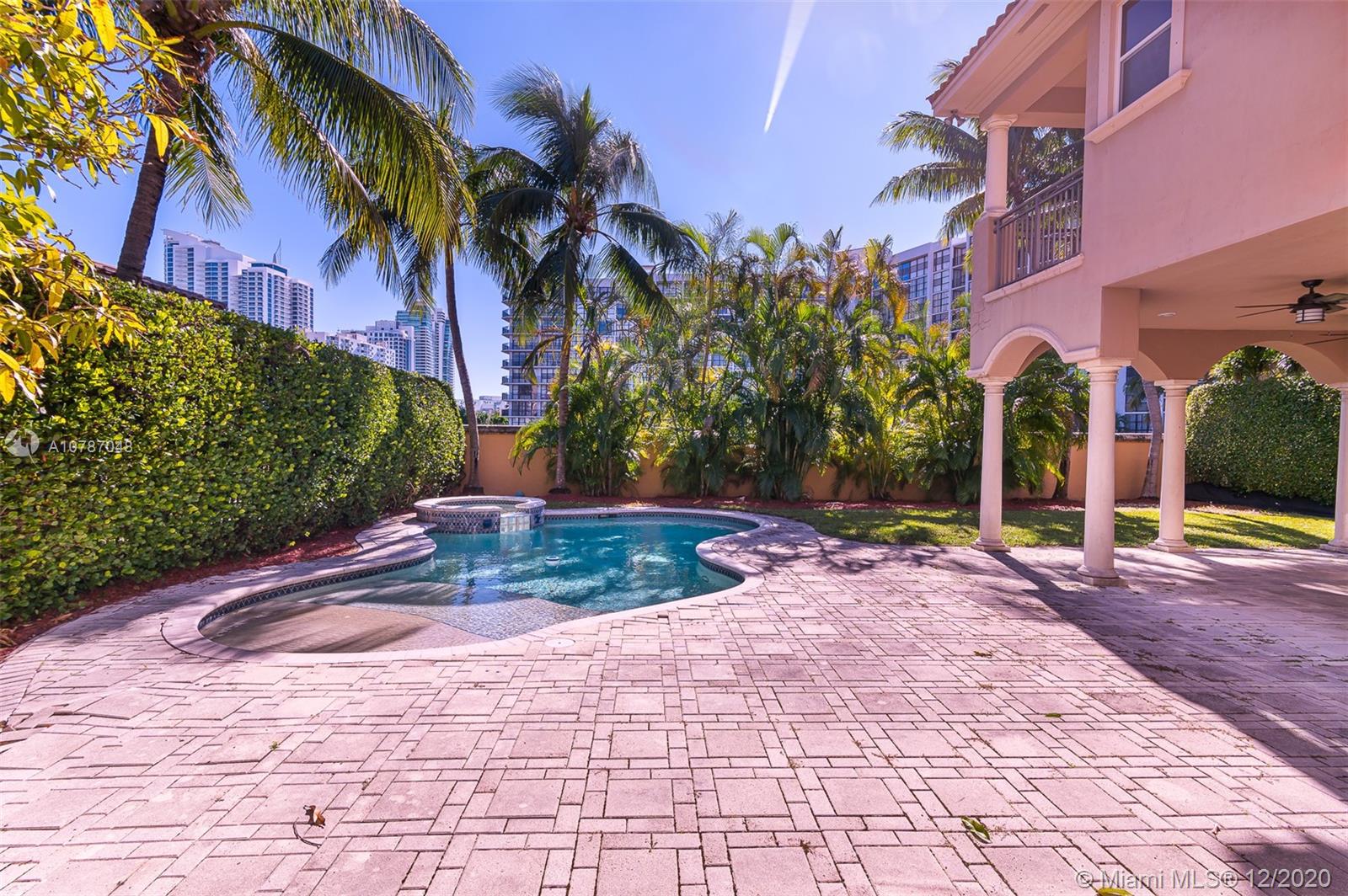 Hollywood, FL 33019,800 Beacon Ct