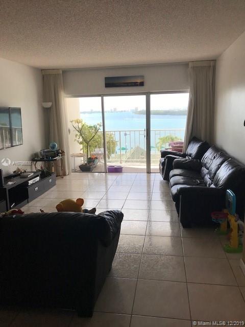 Sunny Isles Beach, FL 33160,300 Bayview Dr #314