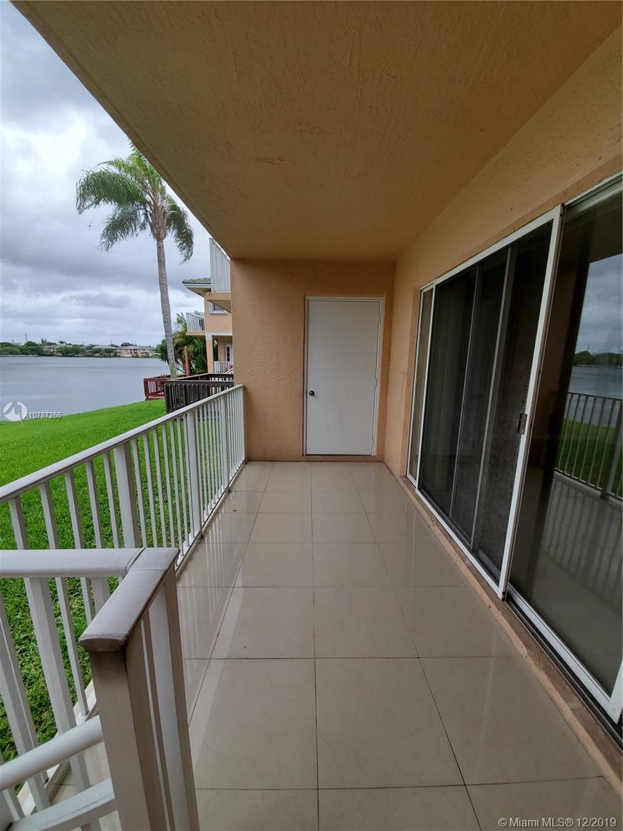 Oakland Park, FL 33309,3299 NW 44th St #4