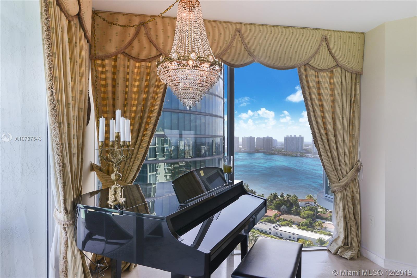 Sunny Isles Beach, FL 33160,18671 Collins Ave #2701