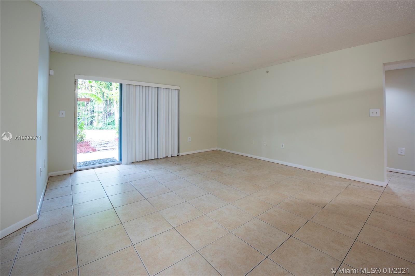 Plantation, FL 33324,741 N Pine Island Rd #106