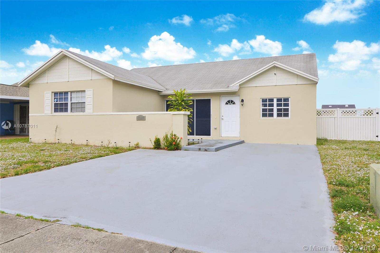 3347 NW 204th Ter, Miami Gardens, FL 33056