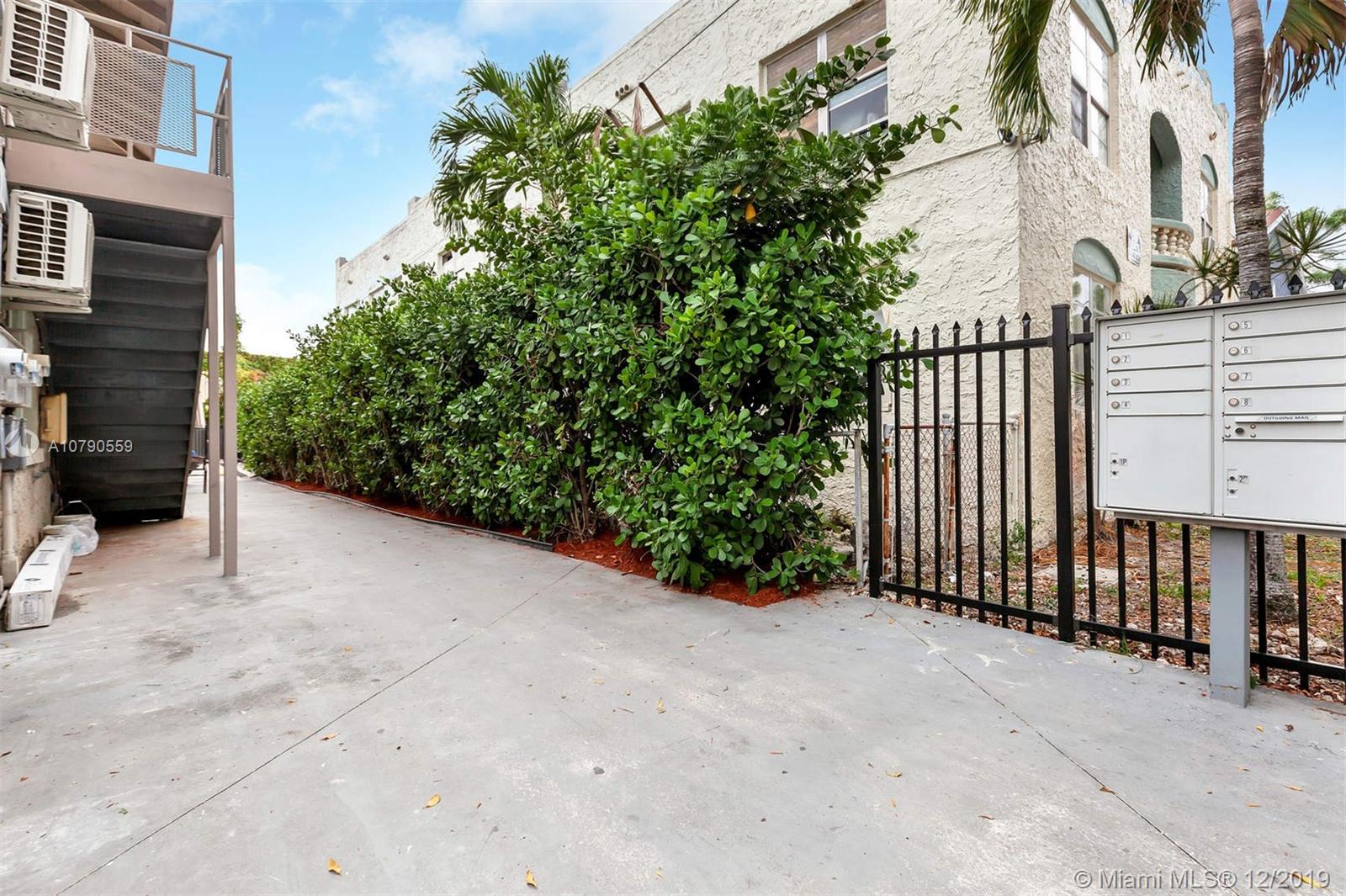 Miami, FL 33135,1442 SW 3rd St