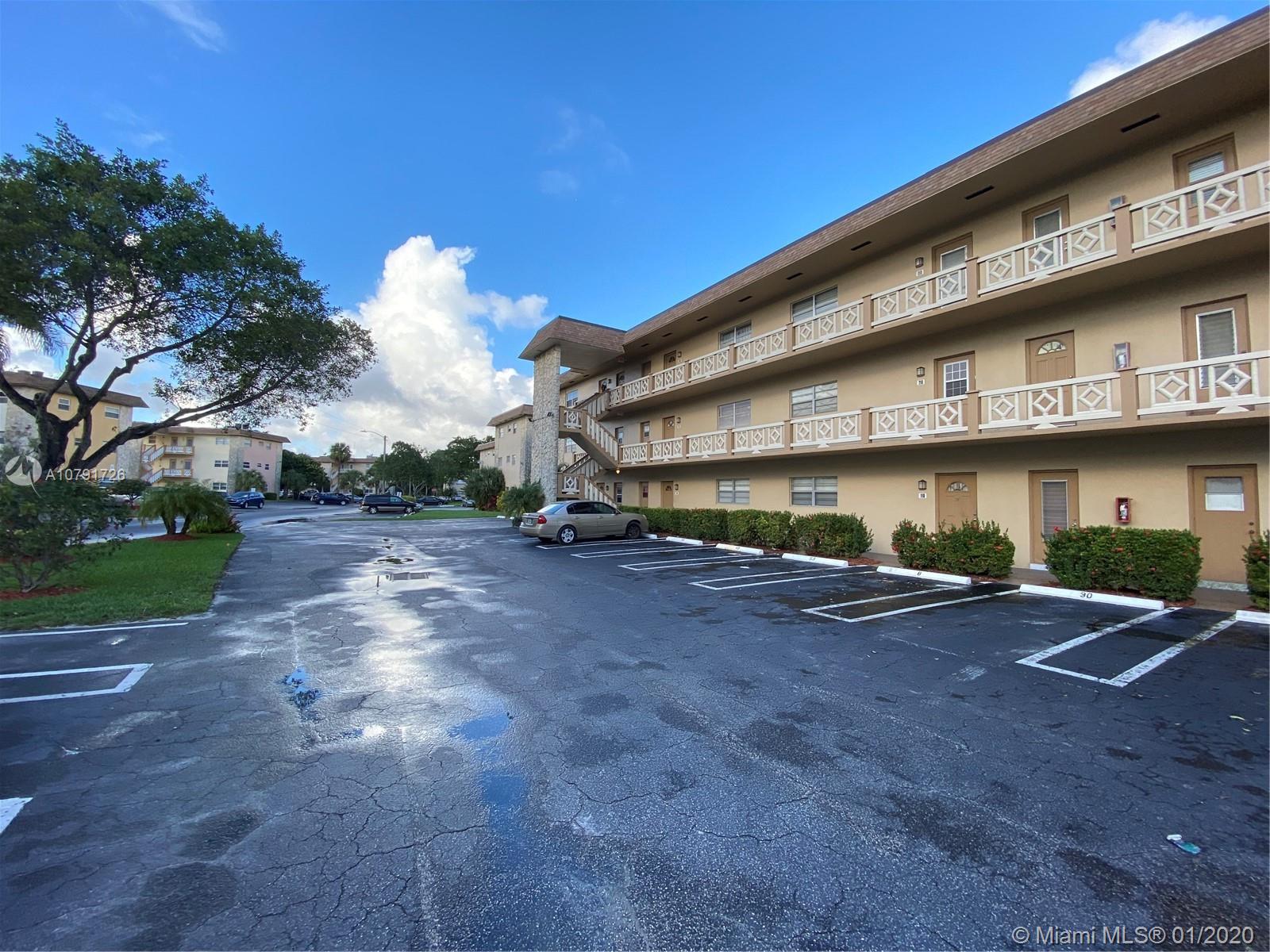 5041 W Oakland Park Blvd #109, Lauderdale Lakes, FL 33313