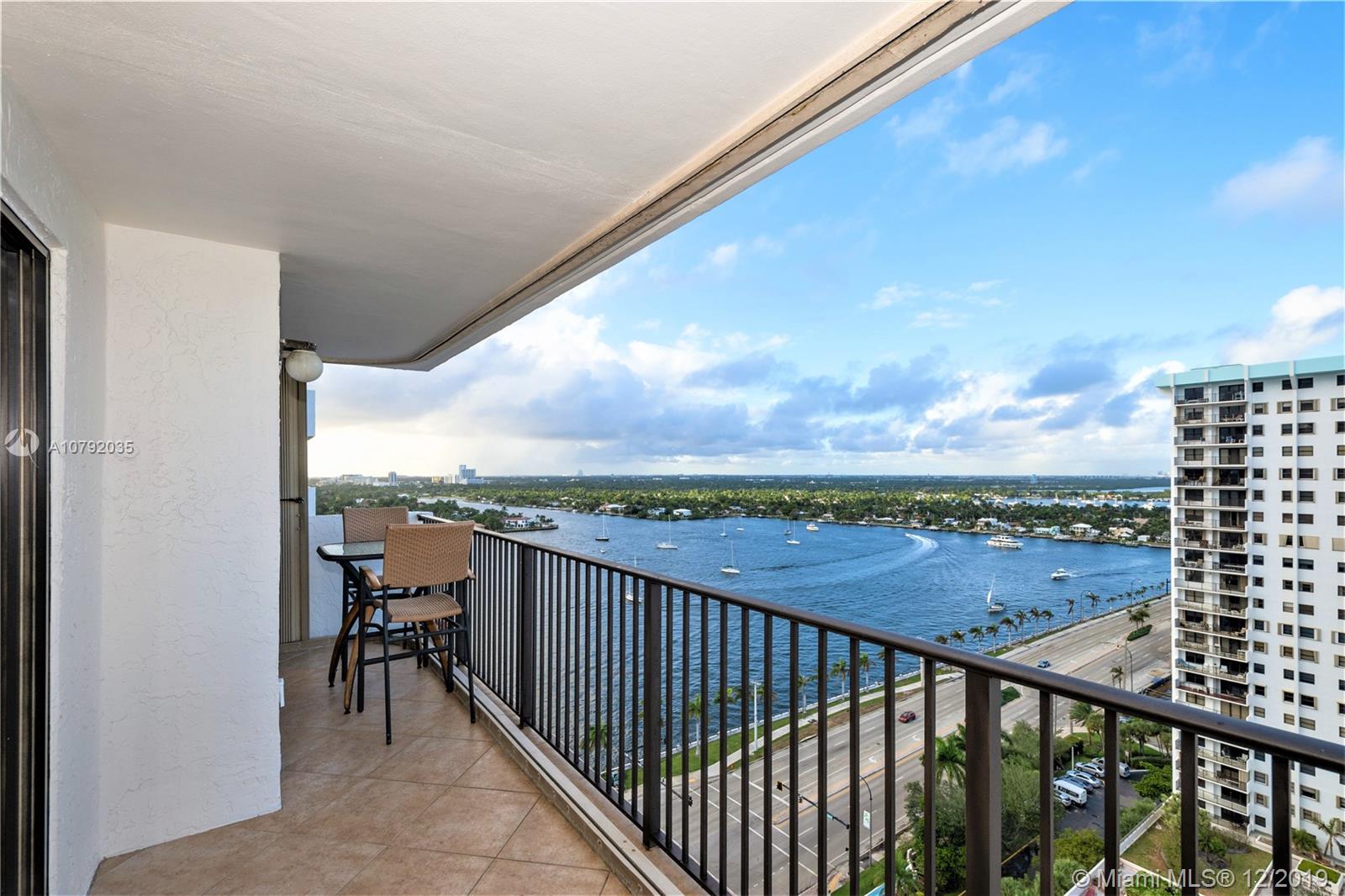 Hollywood, FL 33019,1201 S Ocean Dr #2109S