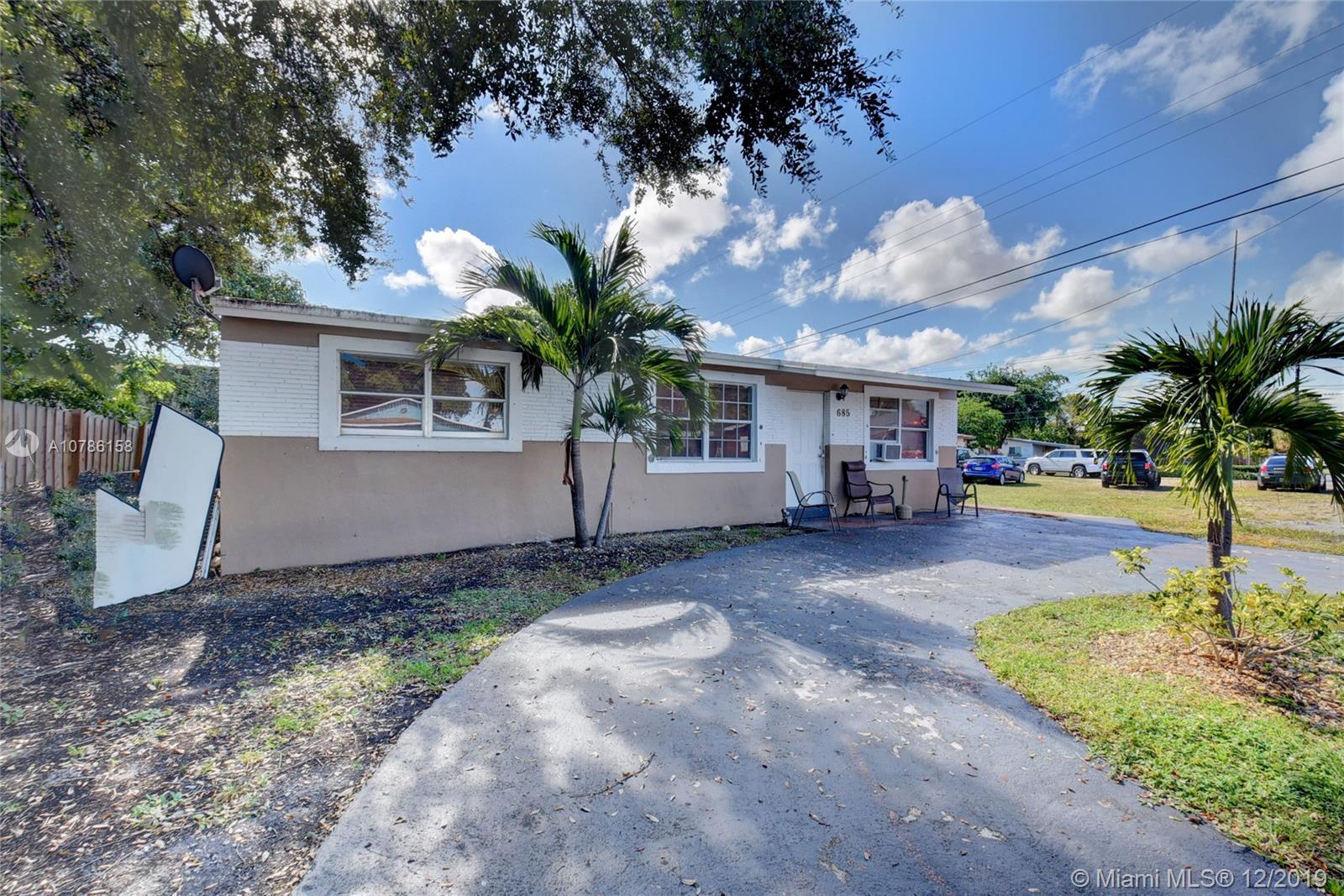 Dania Beach, FL 33004,685 SW 7th Ter