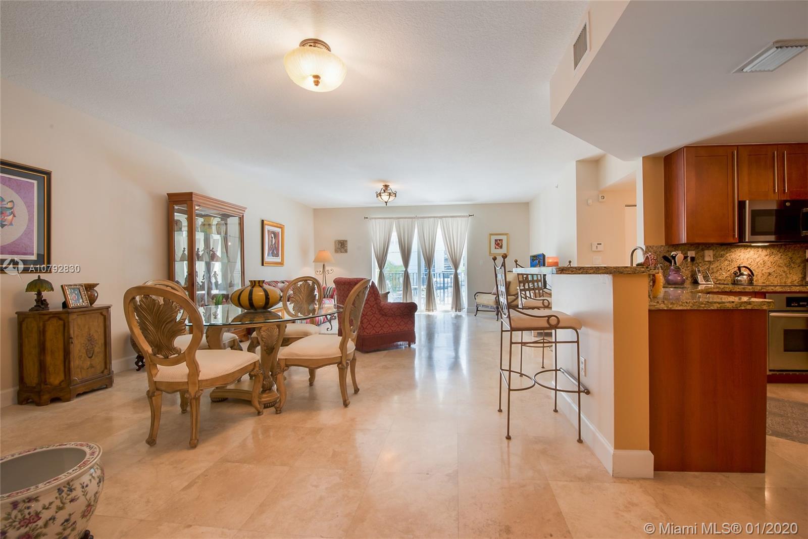 118 Zamora Ave #202, Coral Gables, FL 33134