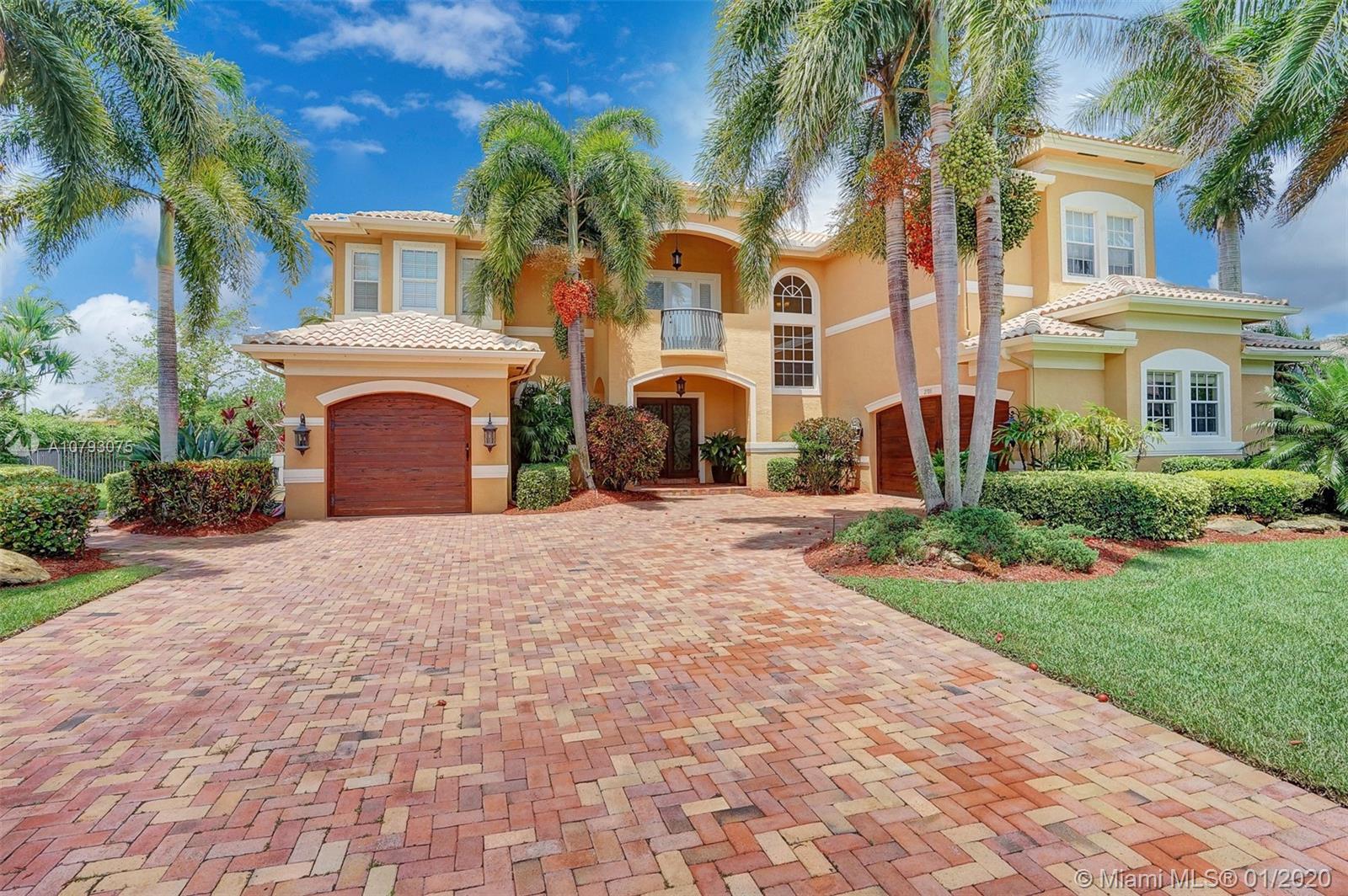 2703 Birch Terrace, Davie, FL 33330