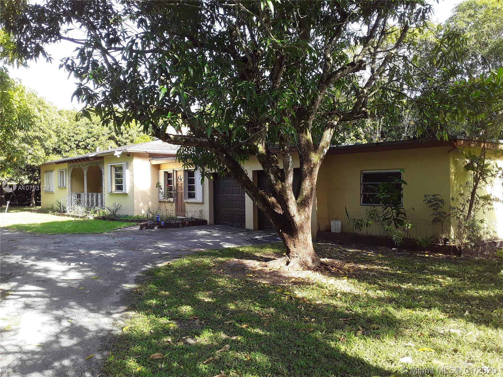 Pinecrest, FL 33156,6790 SW 104th St