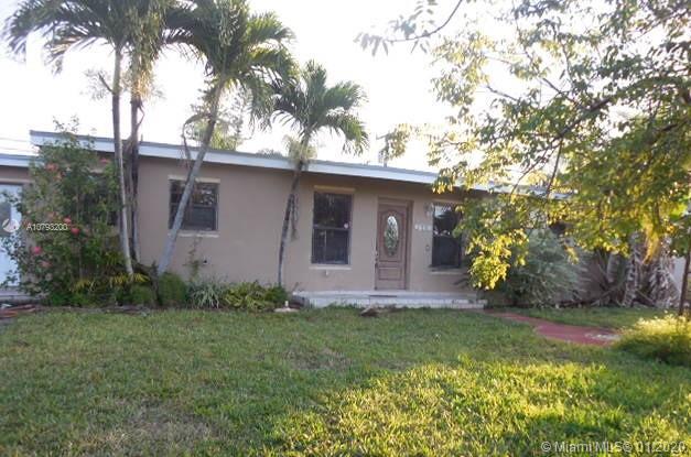 19241 Holiday Rd, Cutler Bay, FL 33157