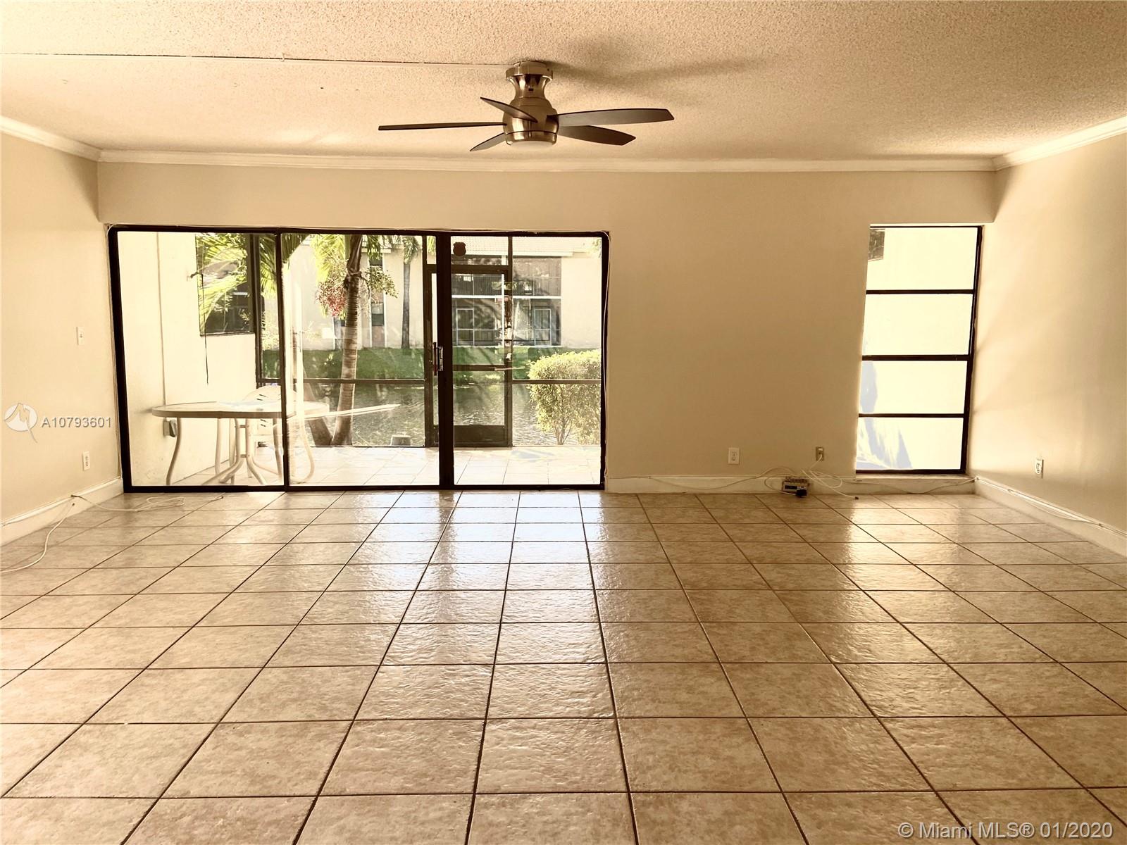 Lauderhill, FL 33319,6577 Racquet Club Dr #131