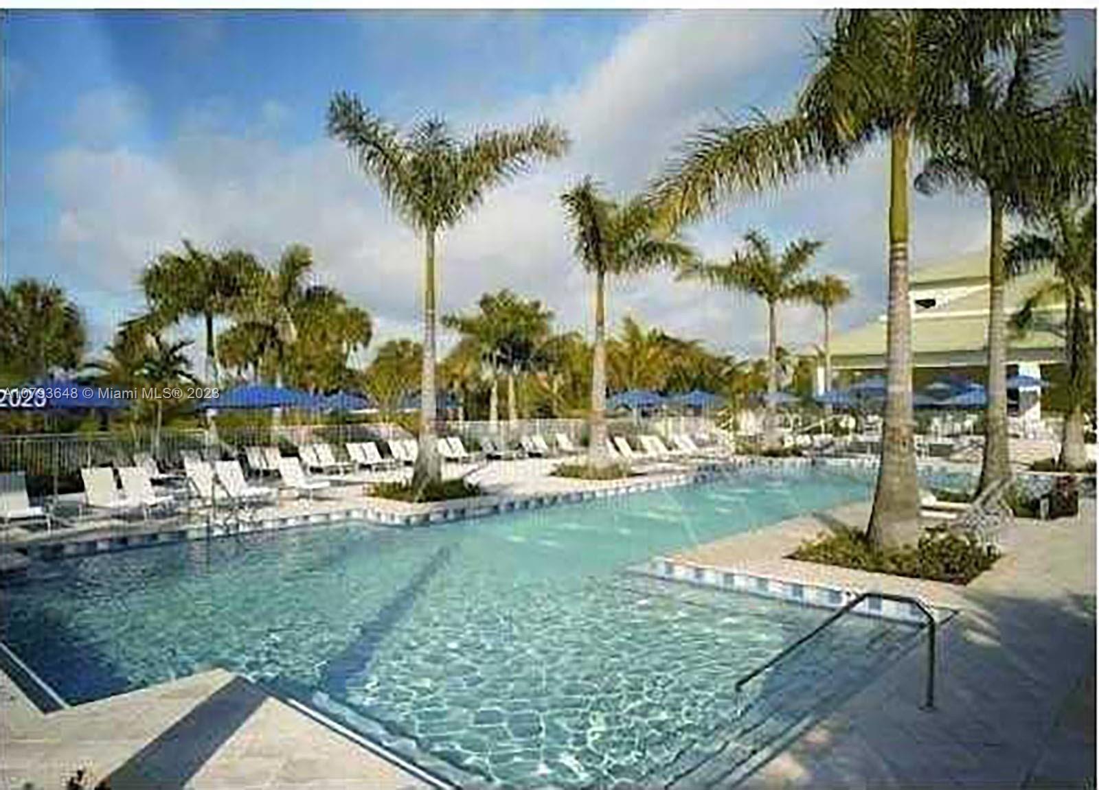 Photo 8 of The Blue A Resort Hotel C Apt 1507 in Doral - MLS A10793648