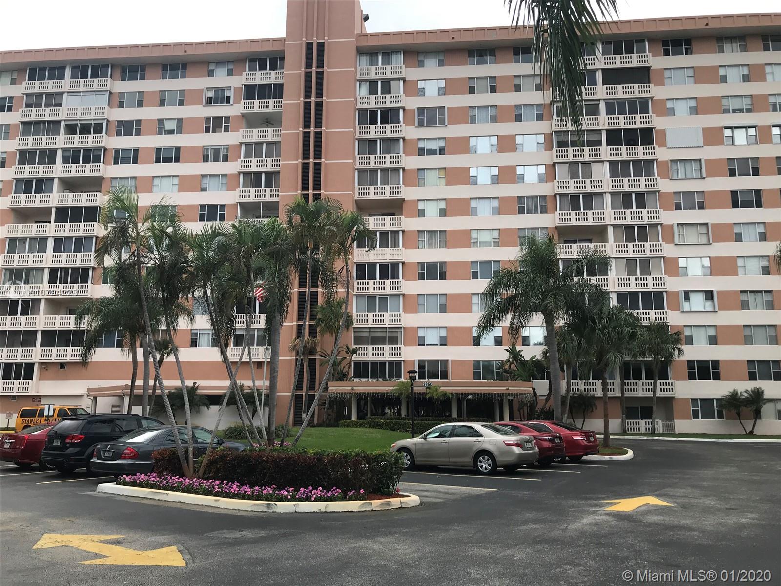 3850 Washington St #907, Hollywood, FL 33021