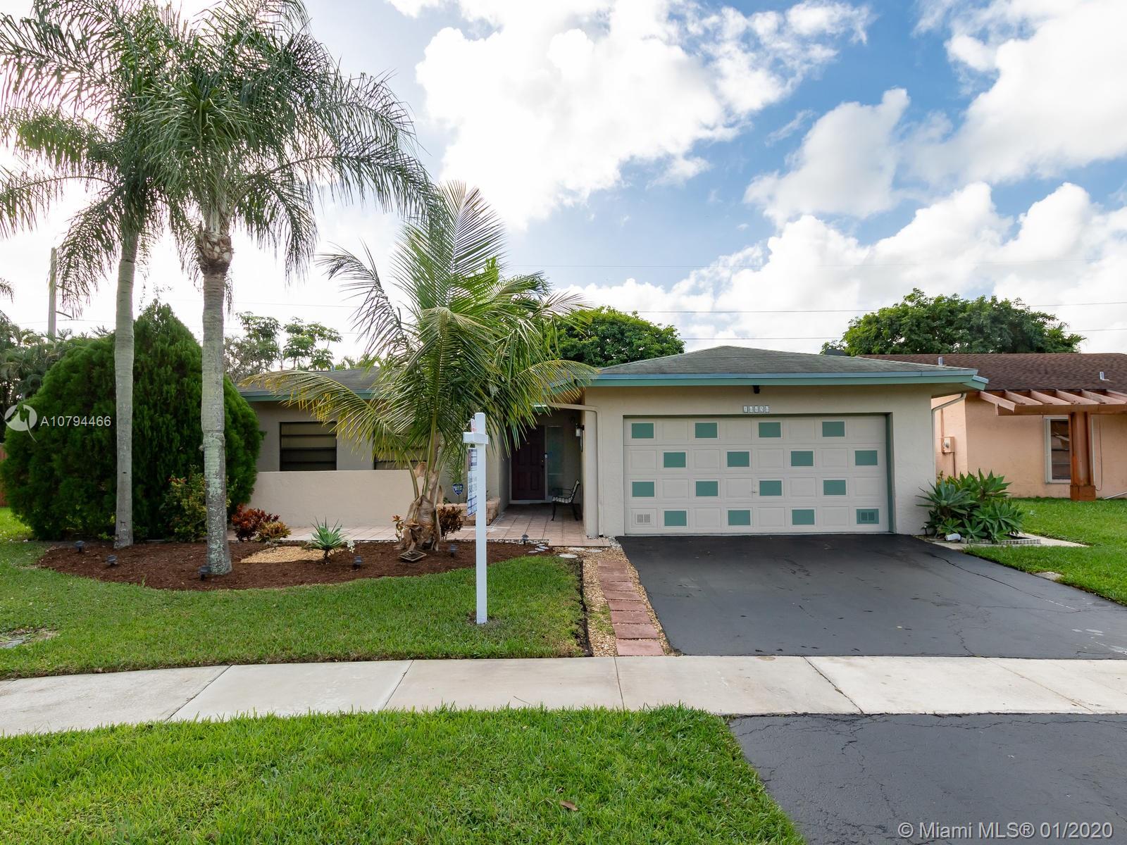 16656 SW 5th Way, Weston, FL 33326