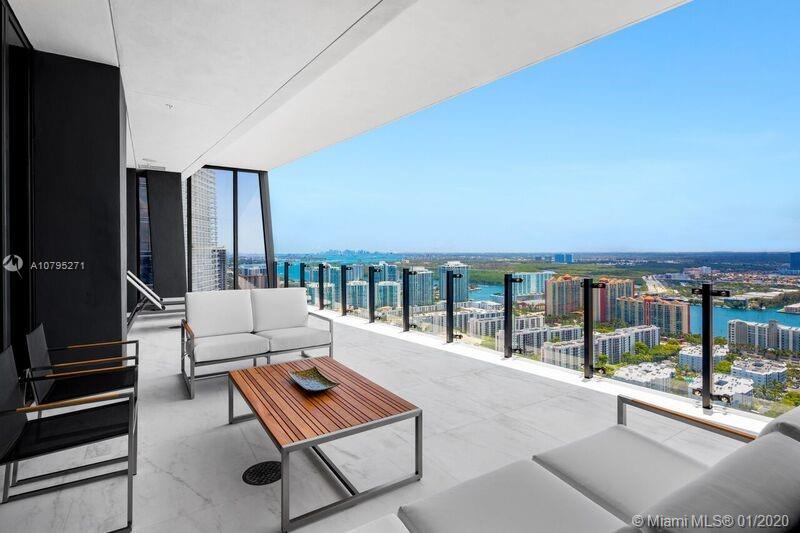 Sunny Isles Beach, FL 33160,17141 Collins Ave #3202