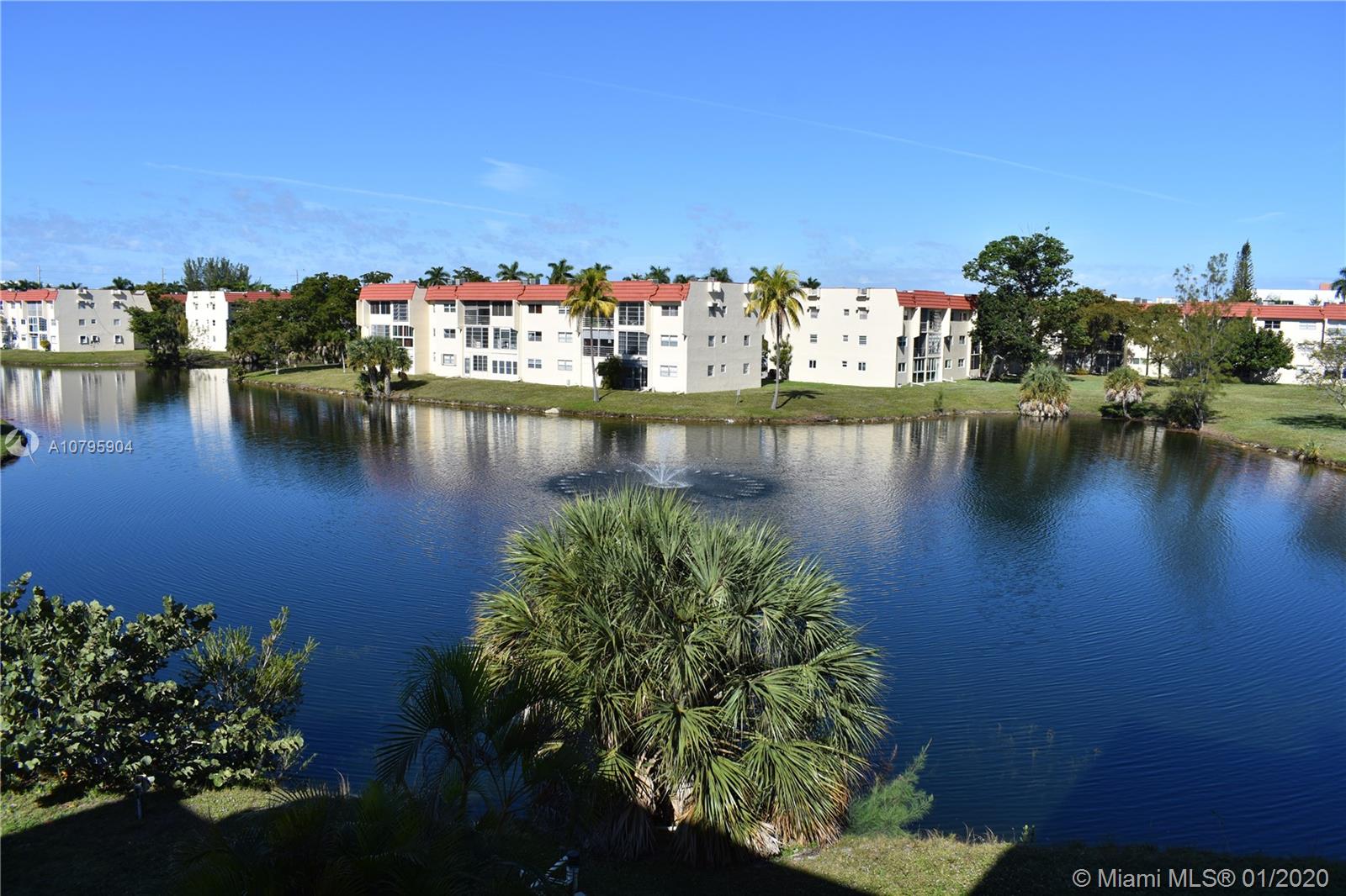 Sunrise, FL 33322,3001 E Sunrise Lakes Dr E #306