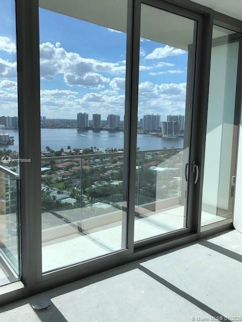 Sunny Isles Beach, FL 33160,18975 Collins Ave #1604