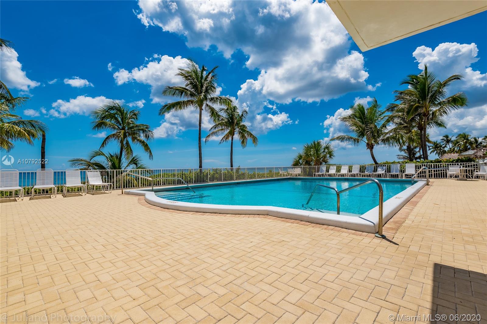 3000 S Ocean Blvd #1102, Boca Raton, FL 33432