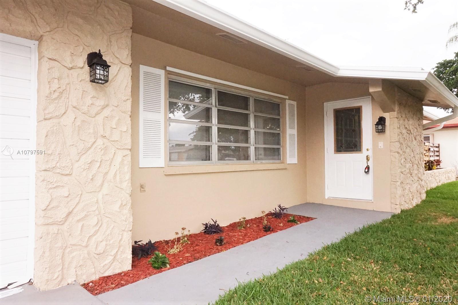 11311 NW 23rd St, Pembroke Pines, FL 33026