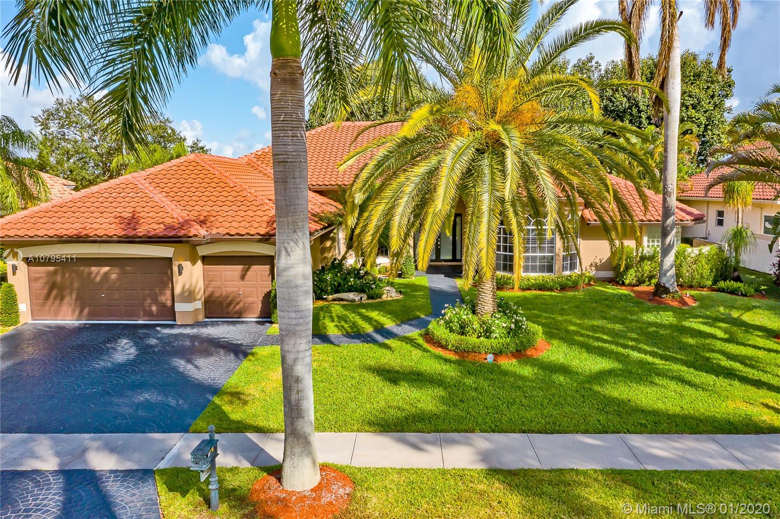 Weston, FL 33332,3160 Inverness