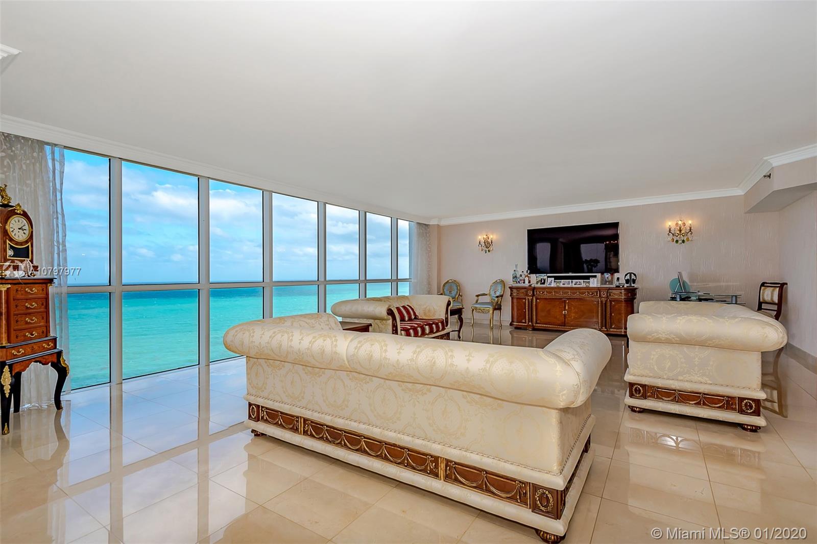 Sunny Isles Beach, FL 33160,16425 Collins Ave #2016