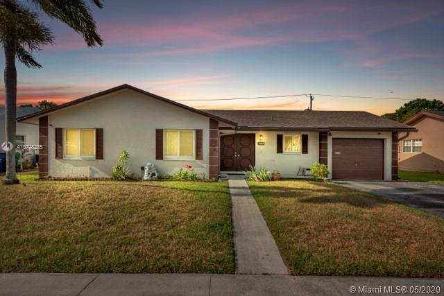 8530 NW 46th St