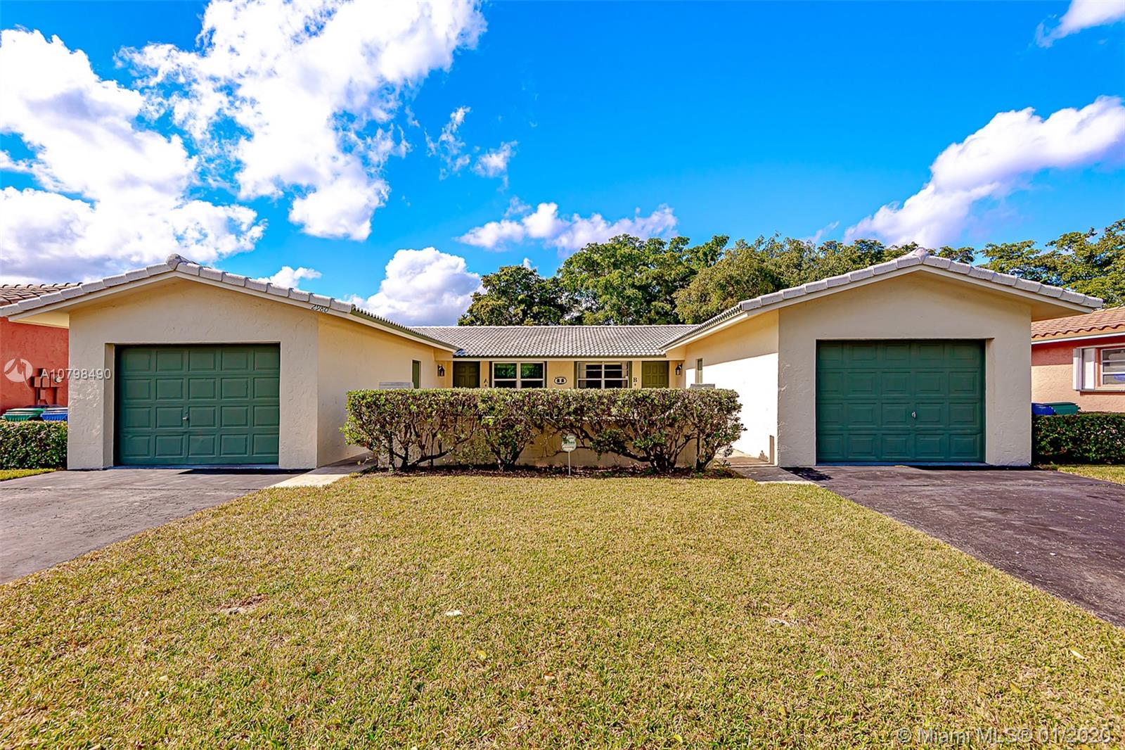 2980 NW 118th Dr, Coral Springs, FL 33065