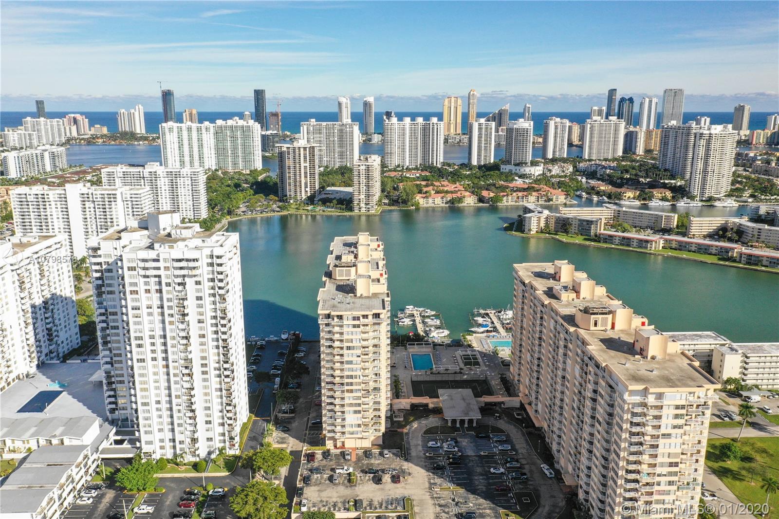 18071  Biscayne Blvd
