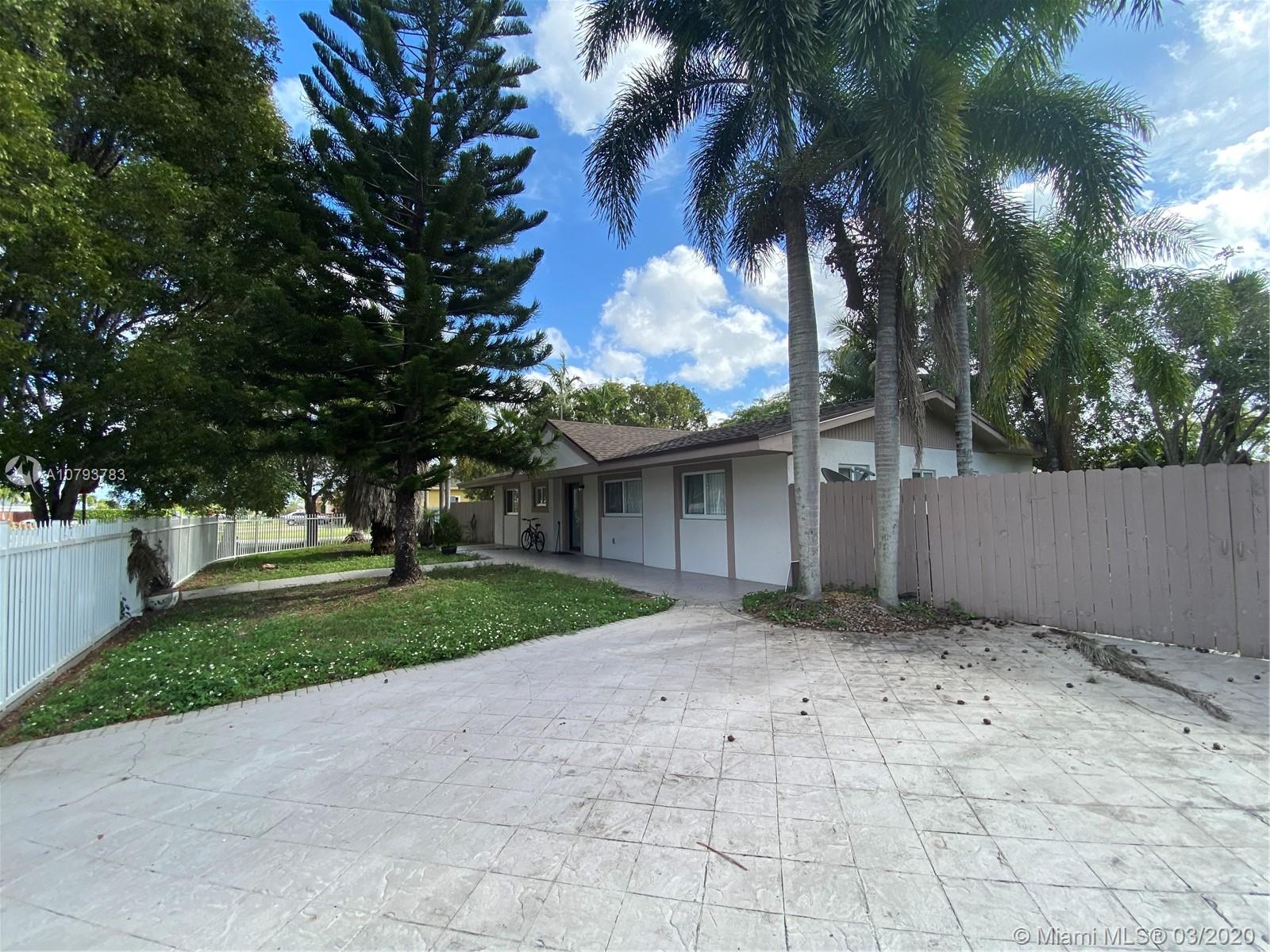 Homestead, FL 33033,16504 SW 295th St