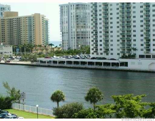 Hallandale Beach, FL 33009