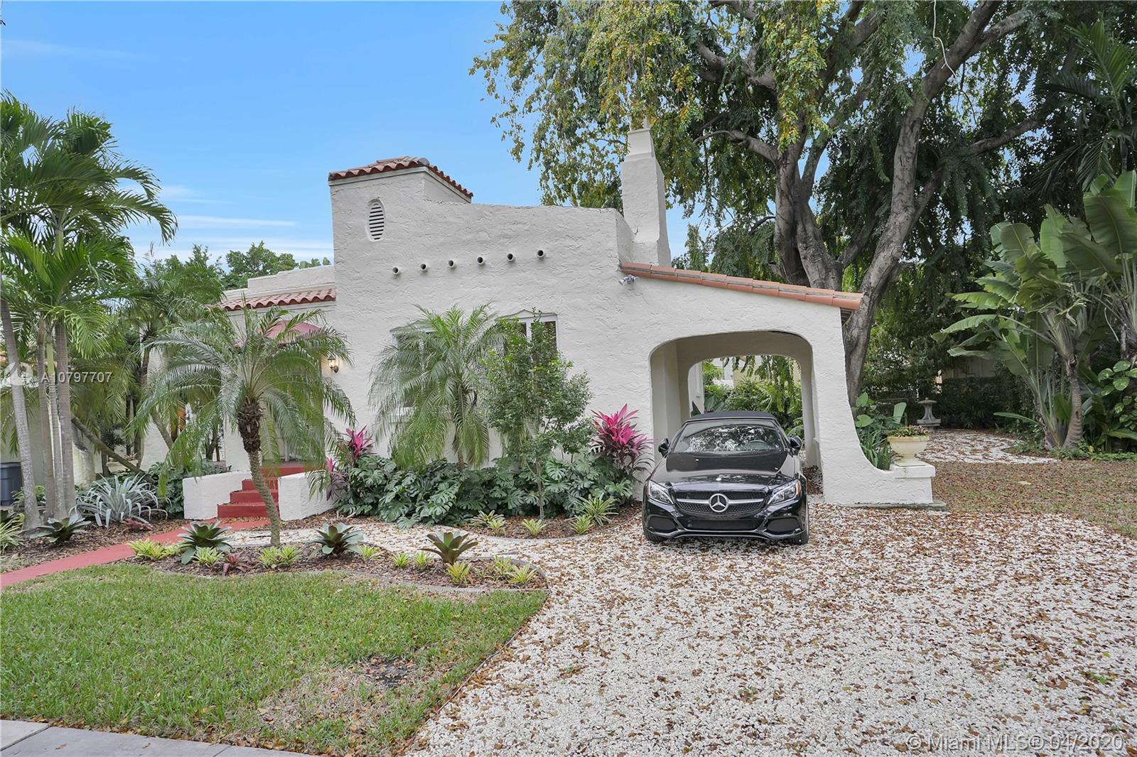 720 Minorca Ave, Coral Gables, FL 33134