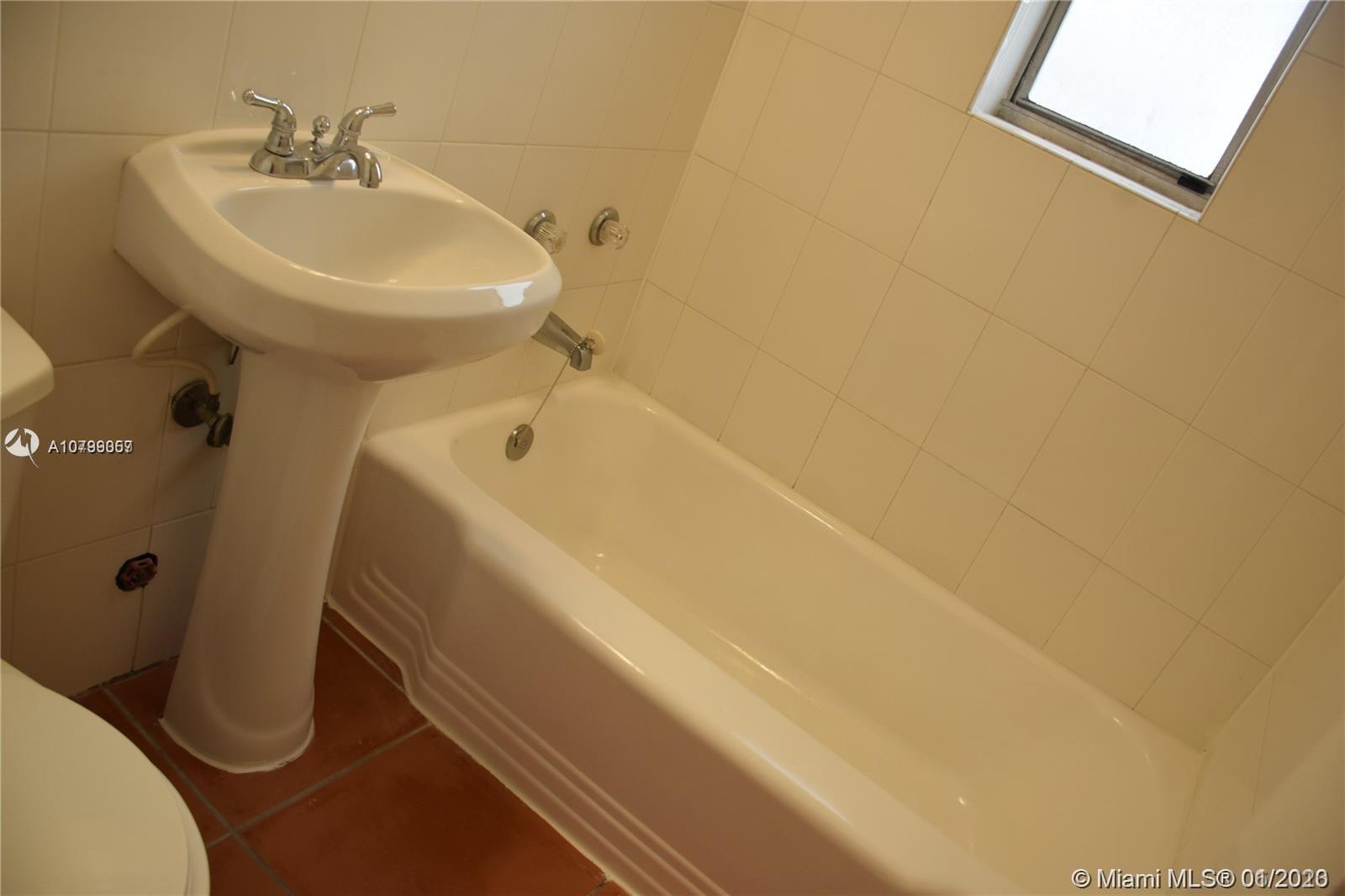 Miami Beach, FL 33139,900 Jefferson Ave #11