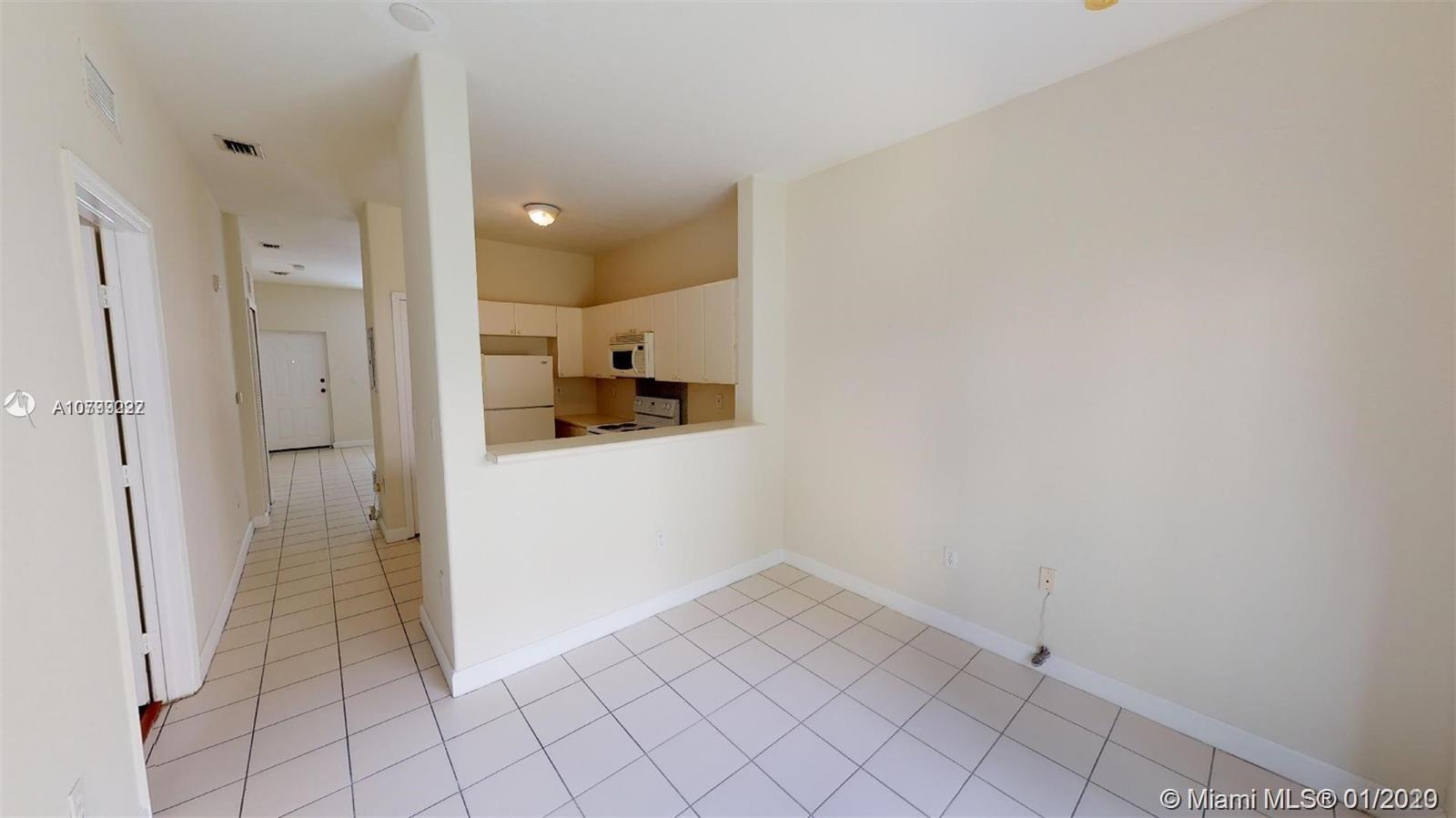 Homestead, FL 33035,1661 SE 28th St #103