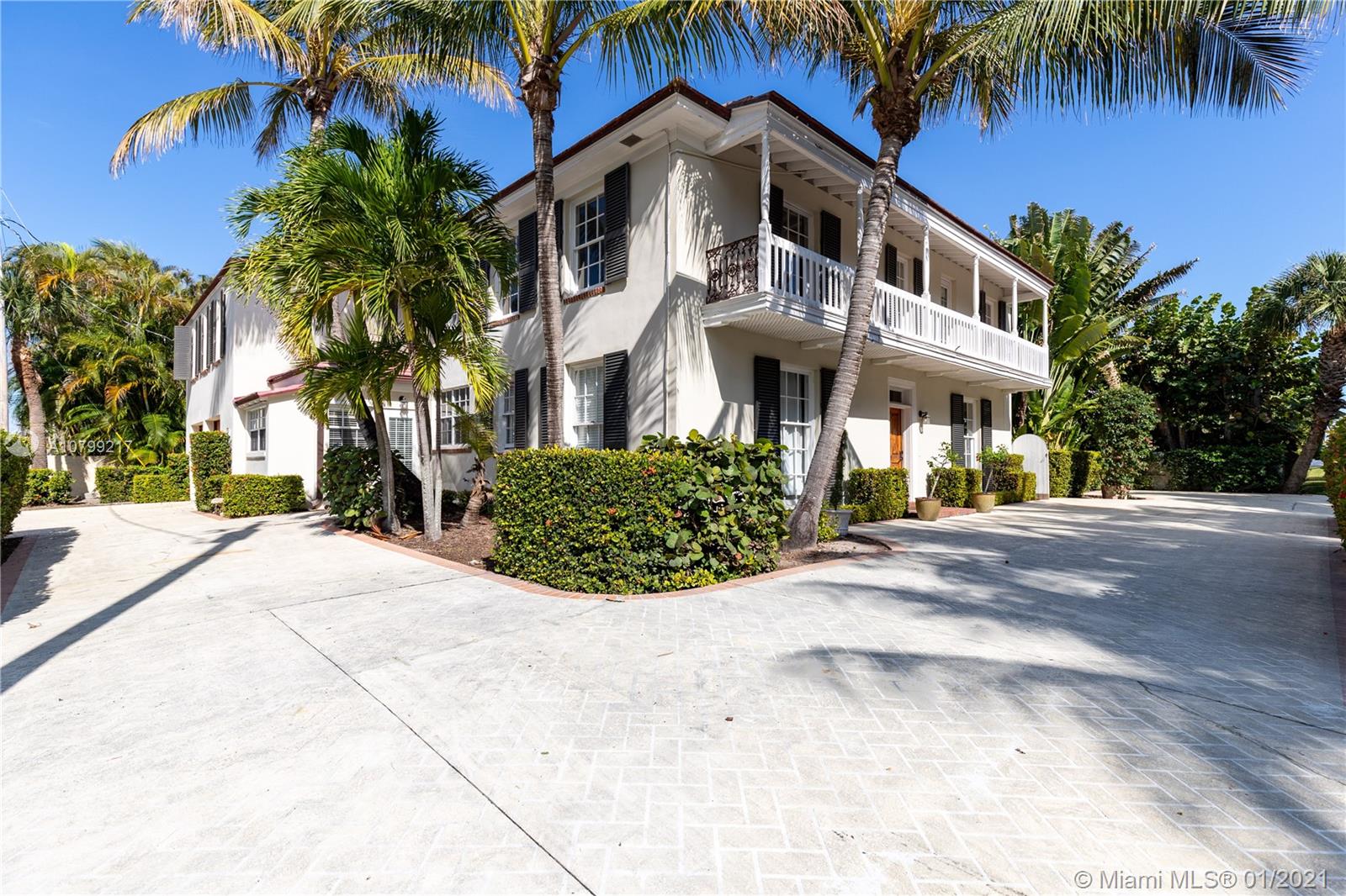 177 Queens Ln,  Palm Beach,  FL 33480