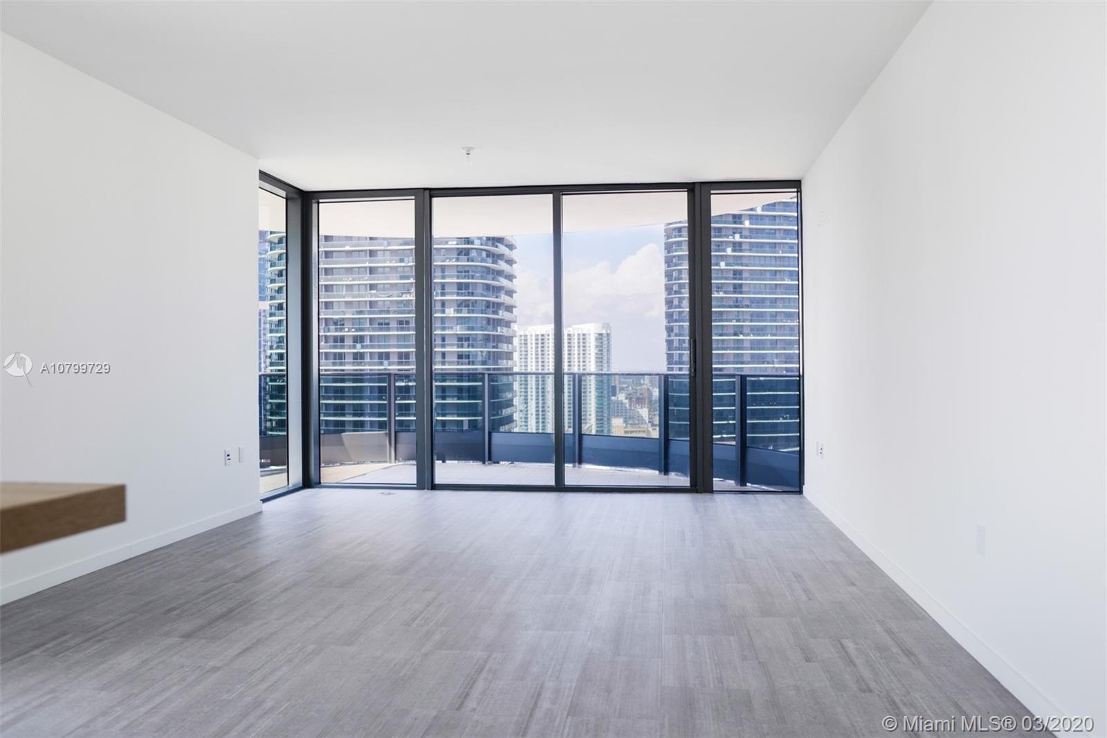 Miami, FL 33131,1000 Brickell Plaza #3212