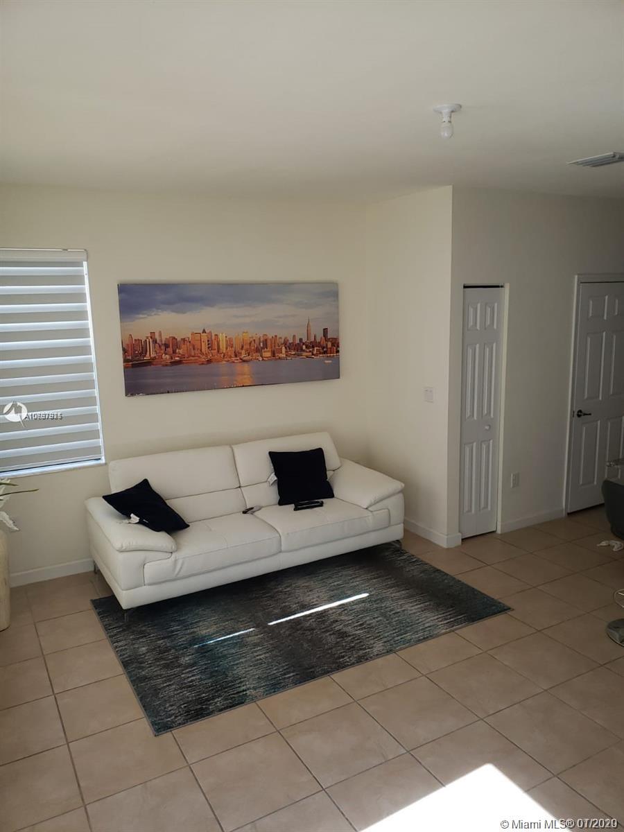 Hialeah, FL 33018,9303 W 33rd Ave #9303