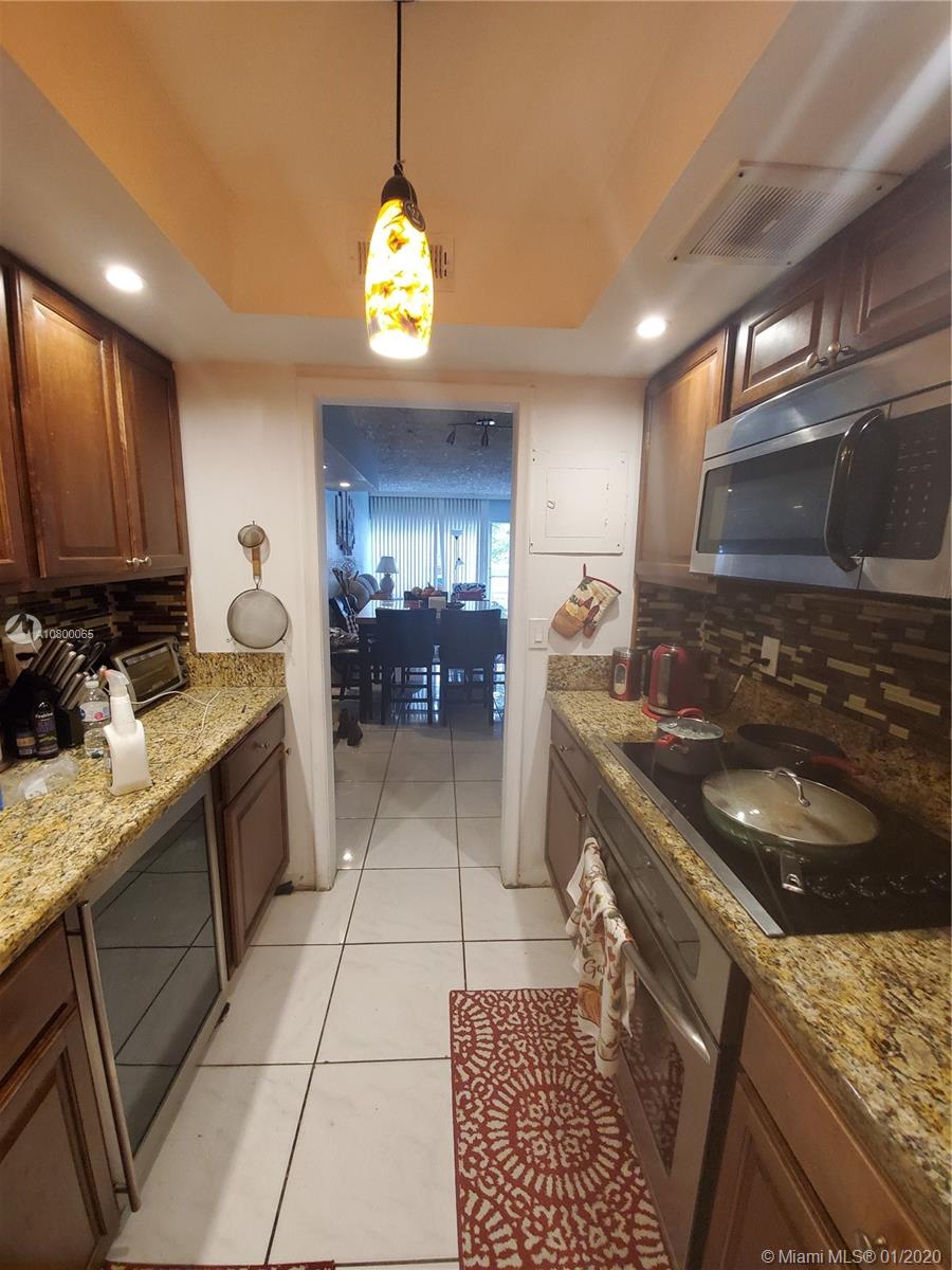 3301 Spanish Moss Ter #215, Lauderhill, FL 33319