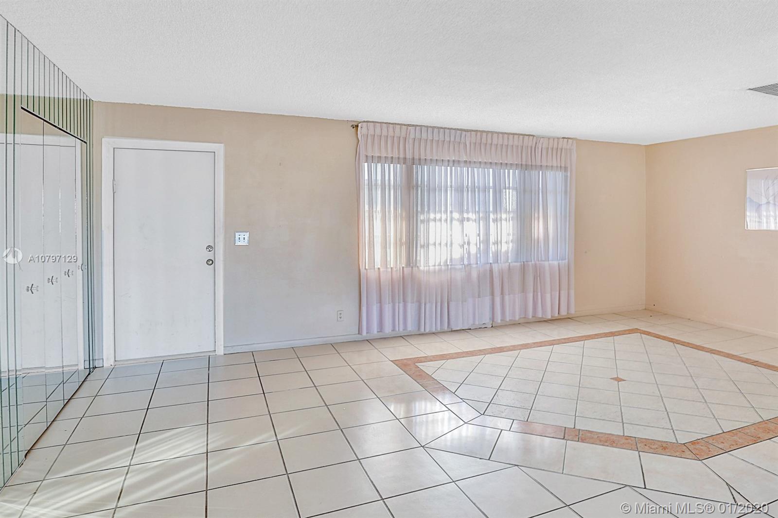 Hallandale Beach, FL 33009,329 SE 3rd St #502T